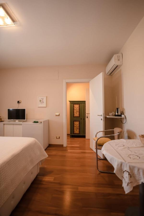 B&B Villa Maria Di Venere Bari Exteriör bild